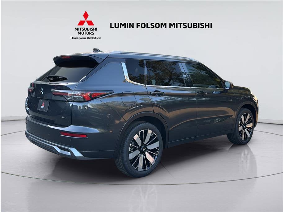 2026 Mitsubishi Outlander SEL Sport Utility 4D