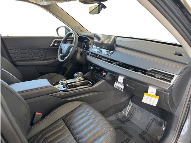 2026 Mitsubishi Outlander Black Edition Sport Utility 4D