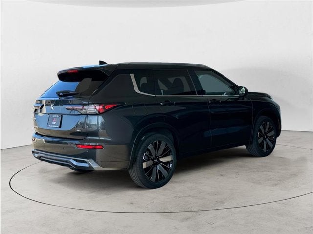 2026 Mitsubishi Outlander Black Edition Sport Utility 4D