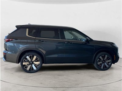 2026 Mitsubishi Outlander Black Edition Sport Utility 4D