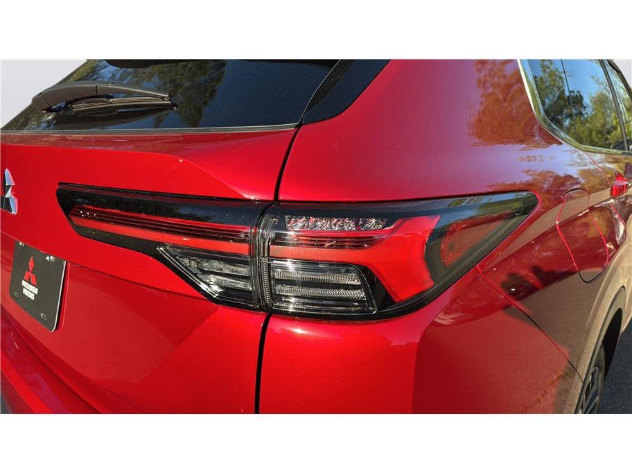 2026 Mitsubishi Outlander SEL Sport Utility 4D