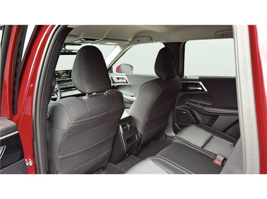 2026 Mitsubishi Outlander ES