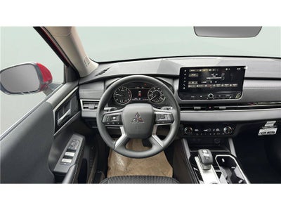 2026 Mitsubishi Outlander ES