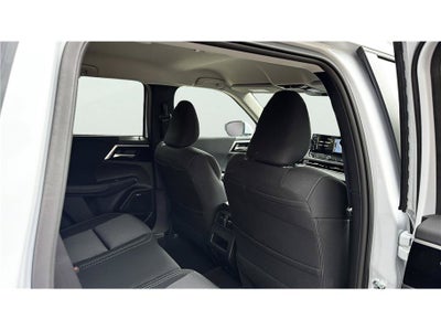 2026 Mitsubishi Outlander ES