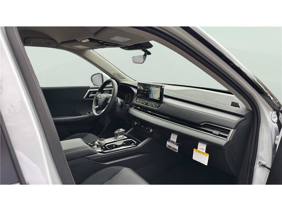 2026 Mitsubishi Outlander ES