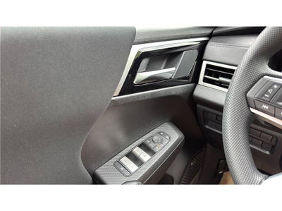 2026 Mitsubishi Outlander ES