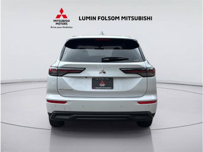2026 Mitsubishi Outlander ES