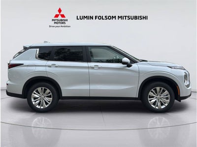 2026 Mitsubishi Outlander ES
