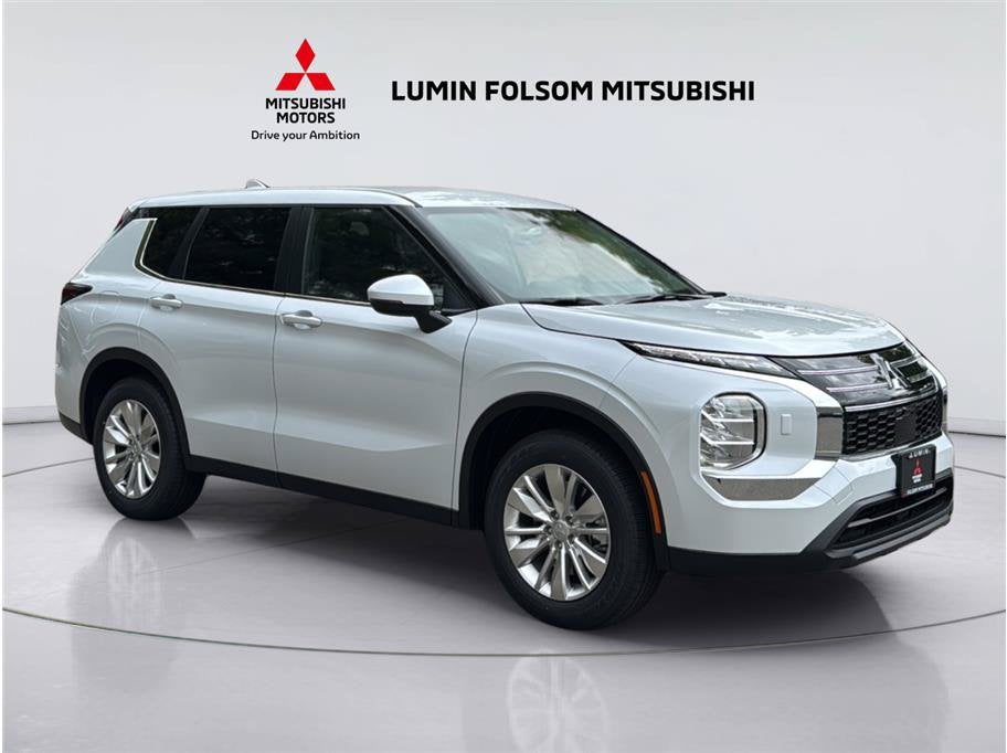 2026 Mitsubishi Outlander ES