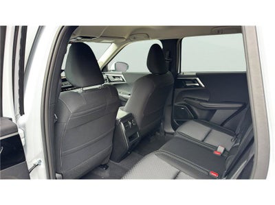 2026 Mitsubishi Outlander ES