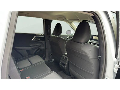 2026 Mitsubishi Outlander ES