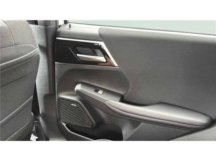 2026 Mitsubishi Outlander ES