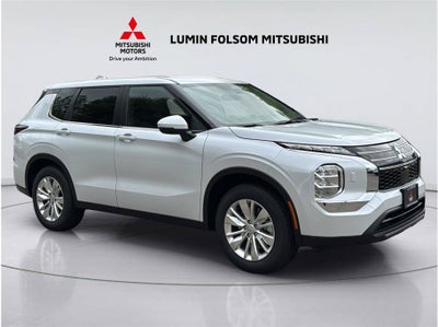 2026 Mitsubishi Outlander ES