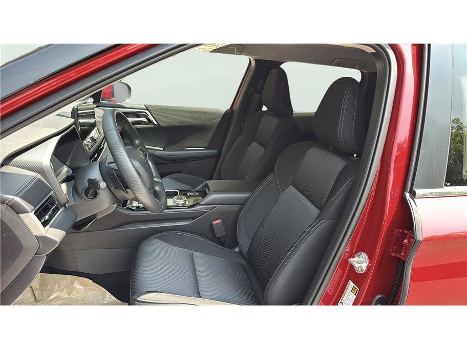 2026 Mitsubishi Outlander ES