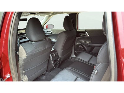 2026 Mitsubishi Outlander ES