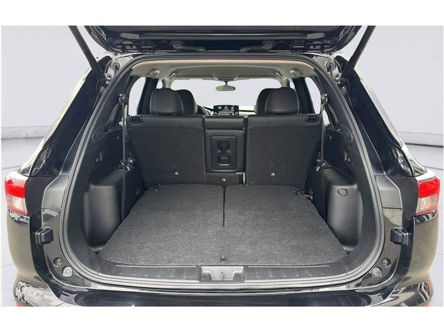 2024 Mitsubishi Outlander SE Sport Utility 4D