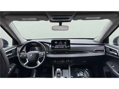 2024 Mitsubishi Outlander SE Sport Utility 4D