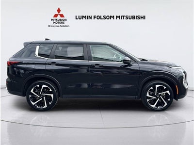 2024 Mitsubishi Outlander SE Sport Utility 4D
