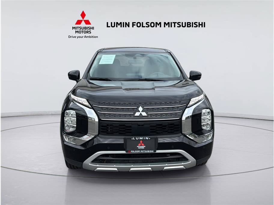 2024 Mitsubishi Outlander SE Sport Utility 4D
