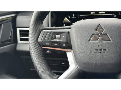 2026 Mitsubishi Outlander SE Sport Utility 4D