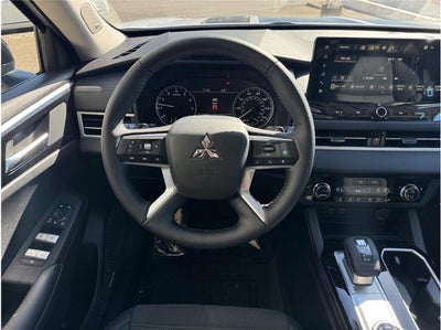 2026 Mitsubishi Outlander Trail Edition Sport Utility 4D