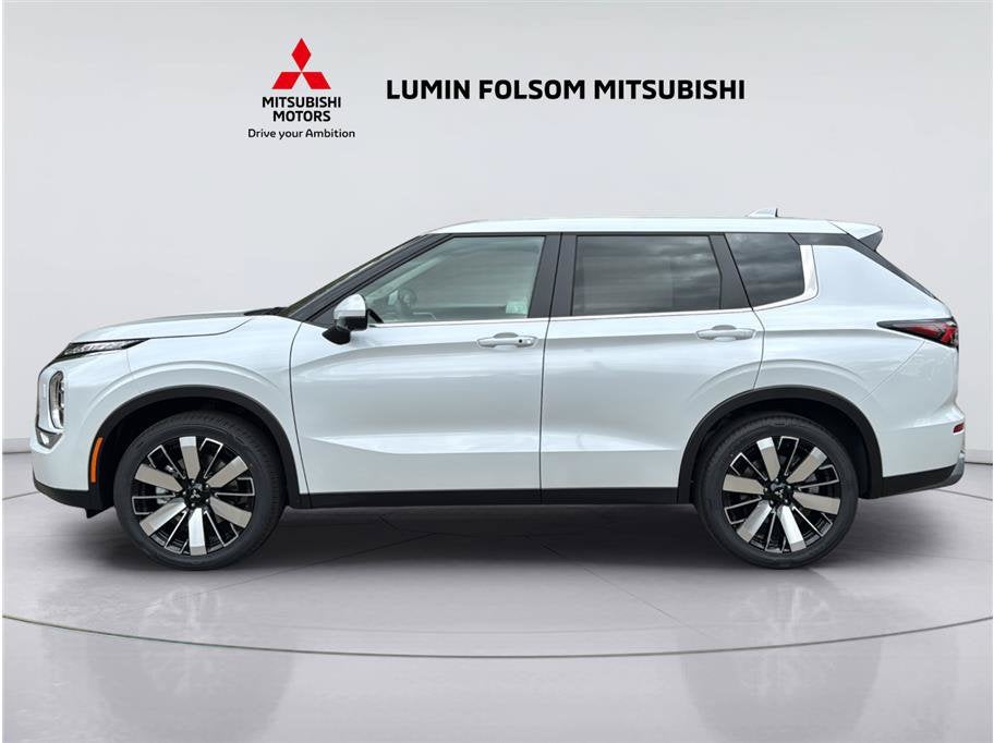 2026 Mitsubishi Outlander SE Sport Utility 4D