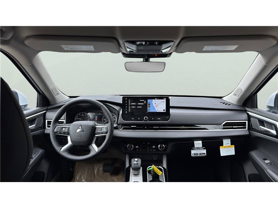 2026 Mitsubishi Outlander SE Sport Utility 4D