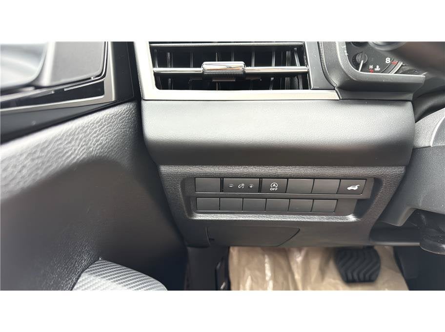 2026 Mitsubishi Outlander SE Sport Utility 4D