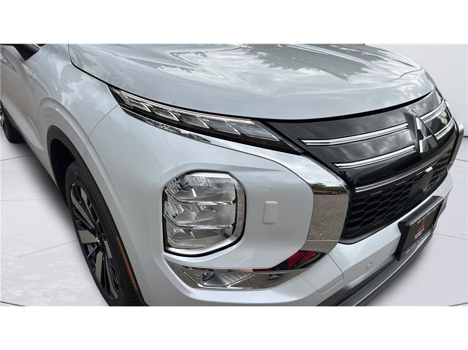 2026 Mitsubishi Outlander SE Sport Utility 4D