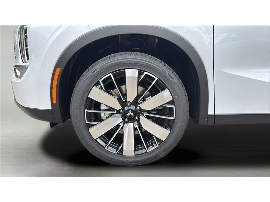 2026 Mitsubishi Outlander SE Sport Utility 4D
