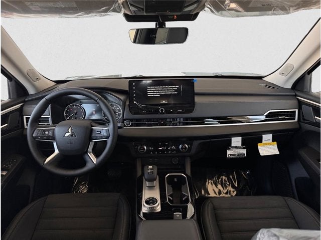 2026 Mitsubishi Outlander ES Sport Utility 4D