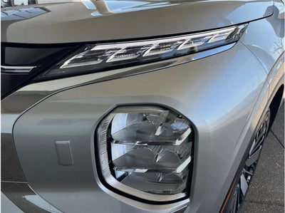 2026 Mitsubishi Outlander ES Sport Utility 4D