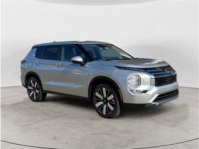 2026 Mitsubishi Outlander ES Sport Utility 4D