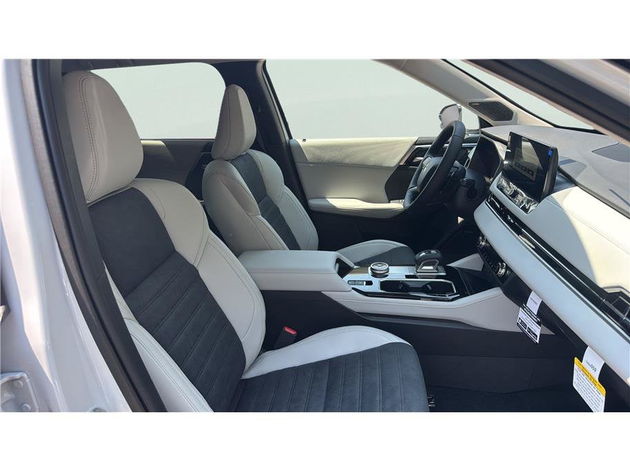 2026 Mitsubishi Outlander SE Sport Utility 4D