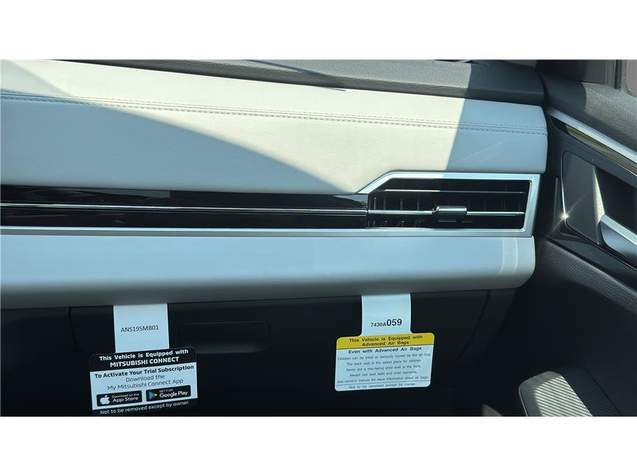 2026 Mitsubishi Outlander SE Sport Utility 4D