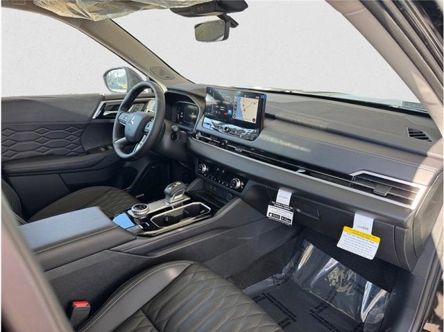 2026 Mitsubishi Outlander Black Edition Sport Utility 4D