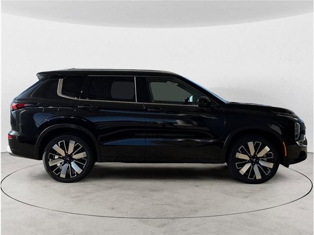 2026 Mitsubishi Outlander Black Edition Sport Utility 4D