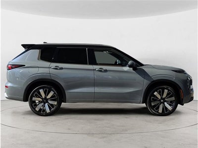 2026 Mitsubishi Outlander Black Edition Sport Utility 4D