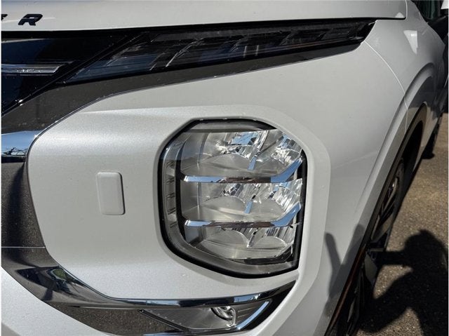 2026 Mitsubishi Outlander Black Edition Sport Utility 4D