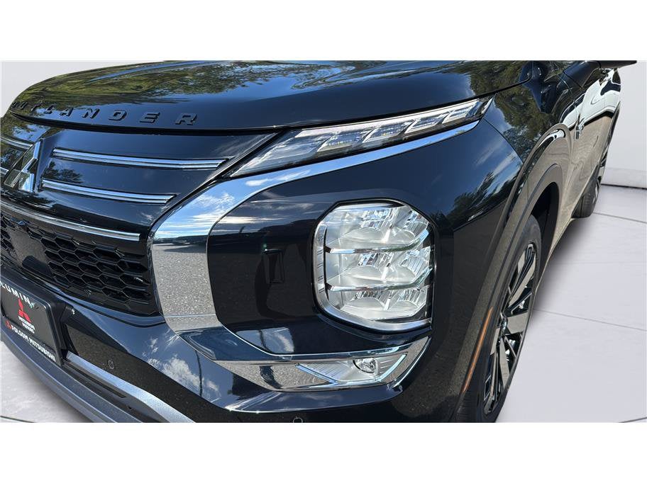 2026 Mitsubishi Outlander Plug-In Hybrid SE