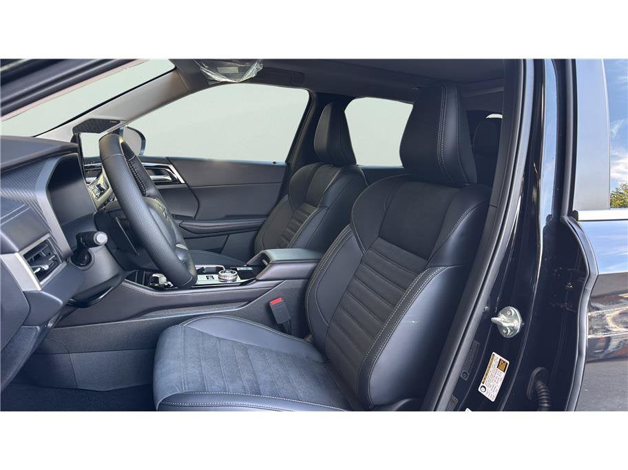 2026 Mitsubishi Outlander Plug-In Hybrid SE