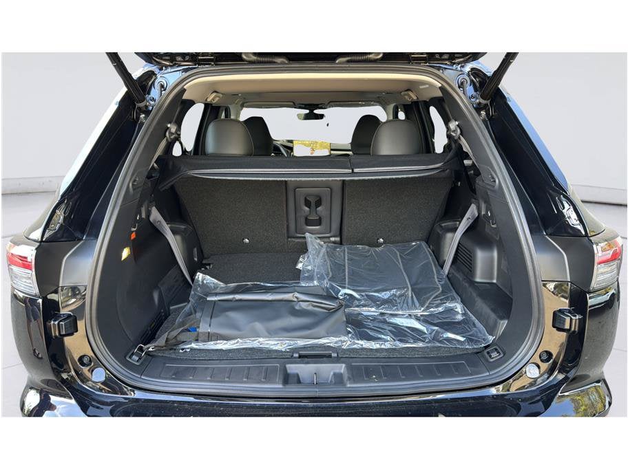 2026 Mitsubishi Outlander Plug-In Hybrid SE