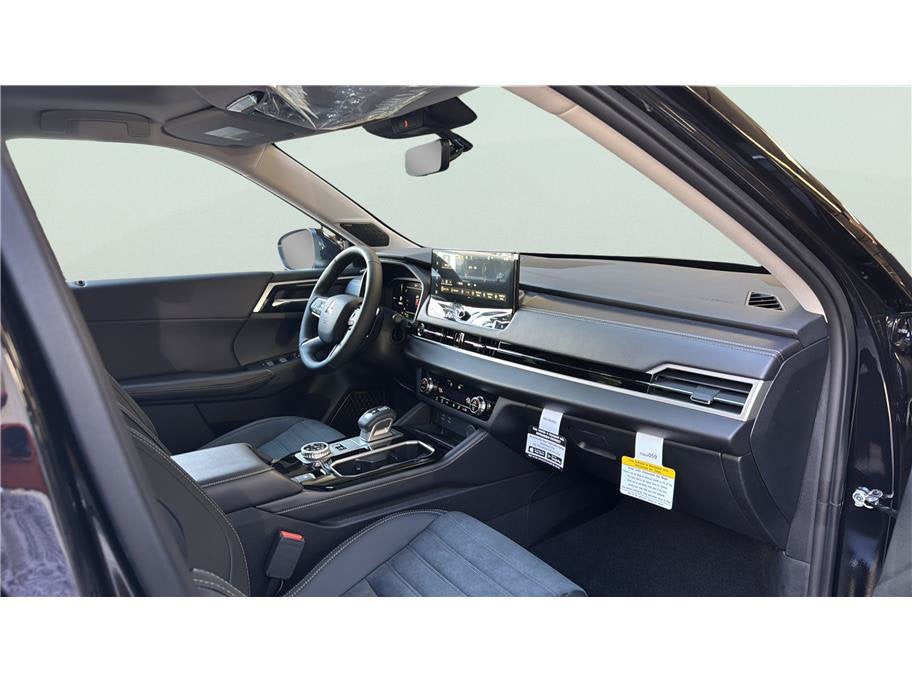 2026 Mitsubishi Outlander Plug-In Hybrid SE