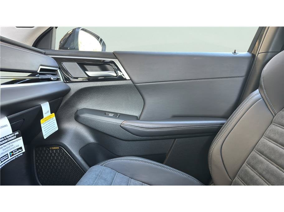 2026 Mitsubishi Outlander Plug-In Hybrid SE