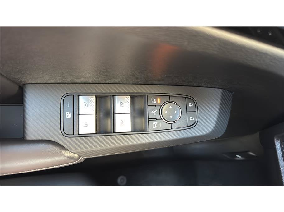 2026 Mitsubishi Outlander Plug-In Hybrid SE