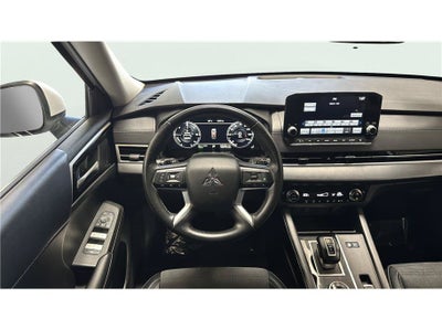 2024 Mitsubishi Outlander Plug-In Hybrid SE Sport Utility 4D