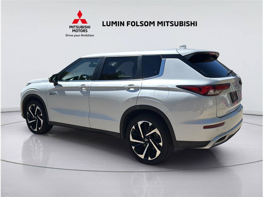 2024 Mitsubishi Outlander Plug-In Hybrid SE Sport Utility 4D