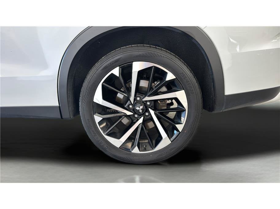 2024 Mitsubishi Outlander Plug-In Hybrid SE Sport Utility 4D