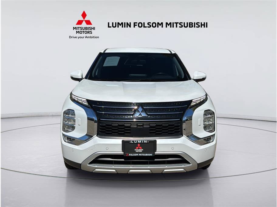 2024 Mitsubishi Outlander Plug-In Hybrid SE Sport Utility 4D