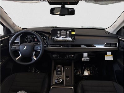 2025 Mitsubishi Outlander Plug-In Hybrid SE Sport Utility 4D